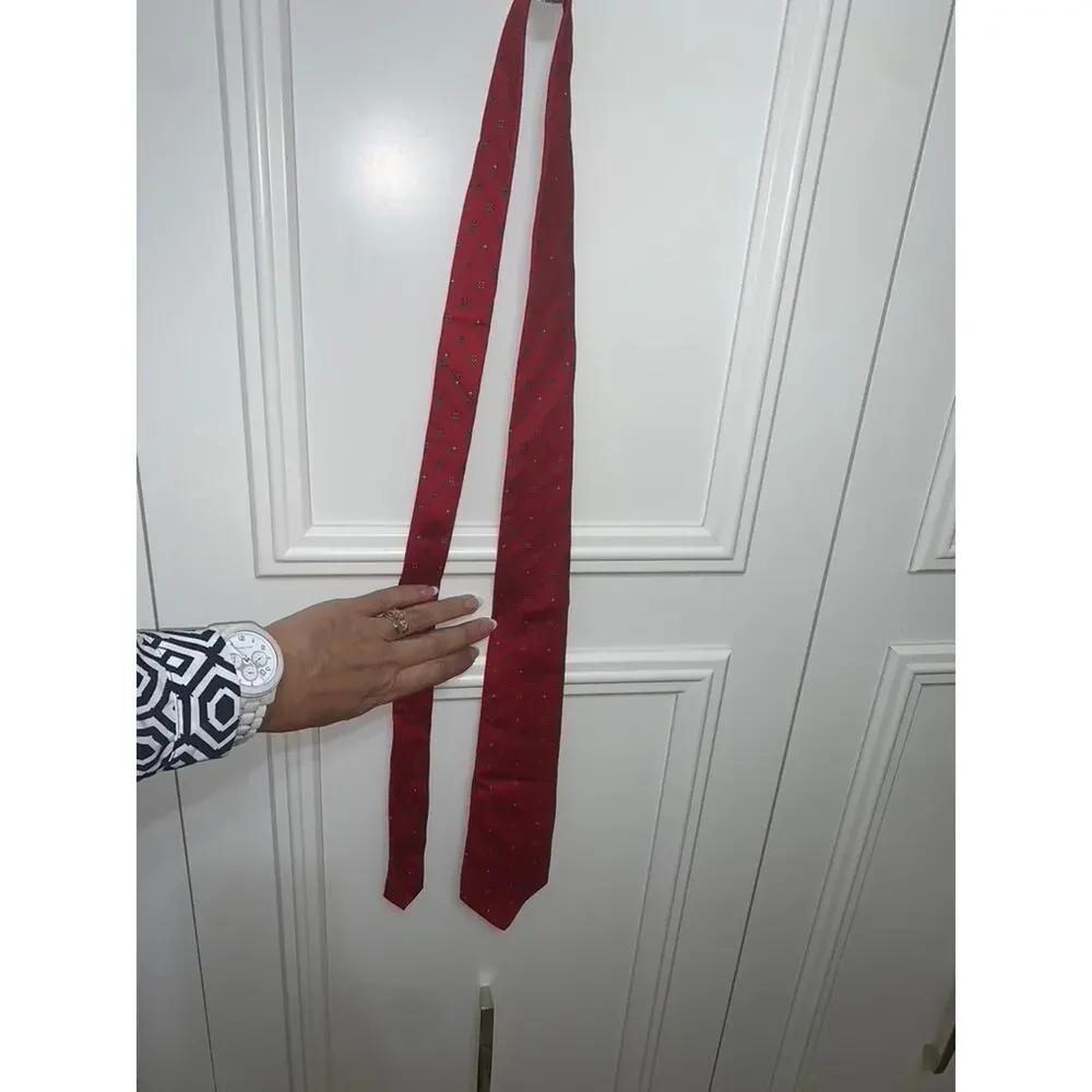 Christian Dior Men's Silk Tie Red‎ Floral Pattern Classic Width